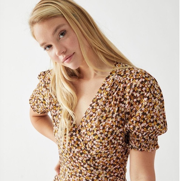 Charlie Holiday - Womens Sofia Wrap Dress - Picture 4 of 11